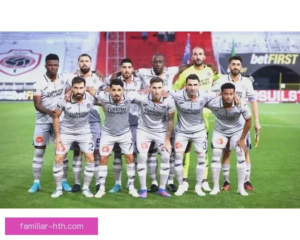 欧冠淘汰赛激战正酣豪门争冠格局迎来关键转折多队伤病与新星爆发成焦点